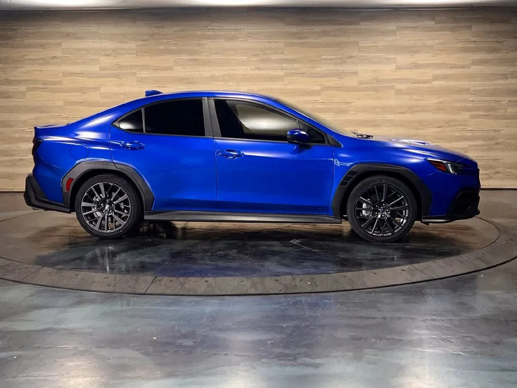 Subaru WRX photo 17