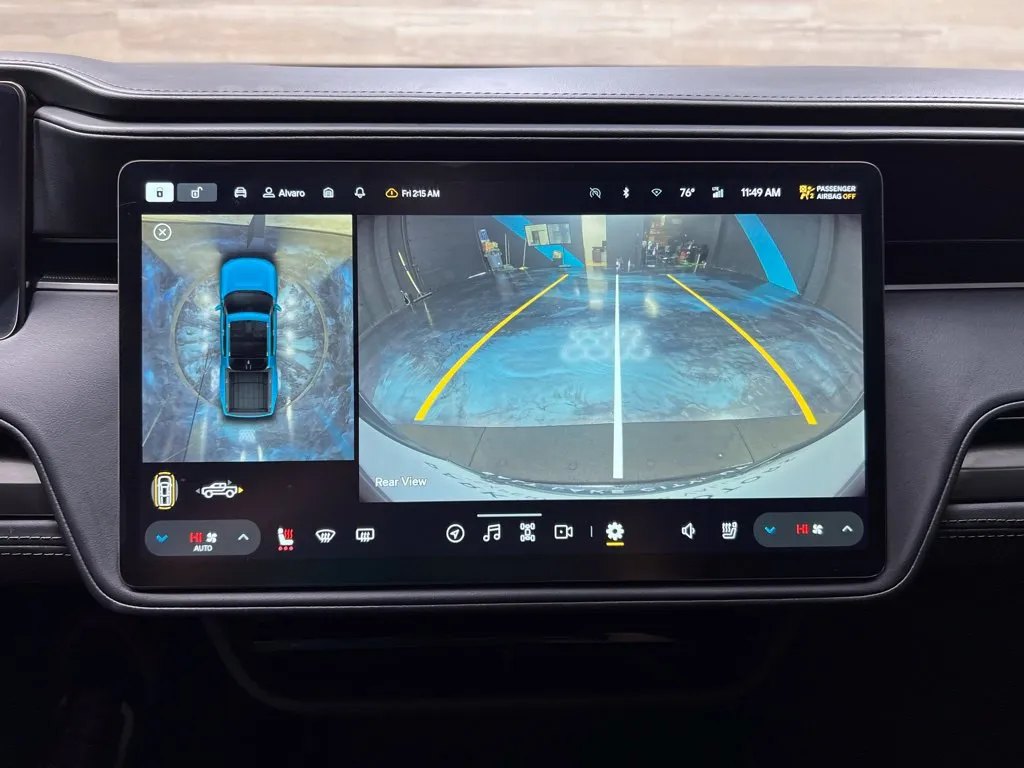 Rivian R1T photo 8