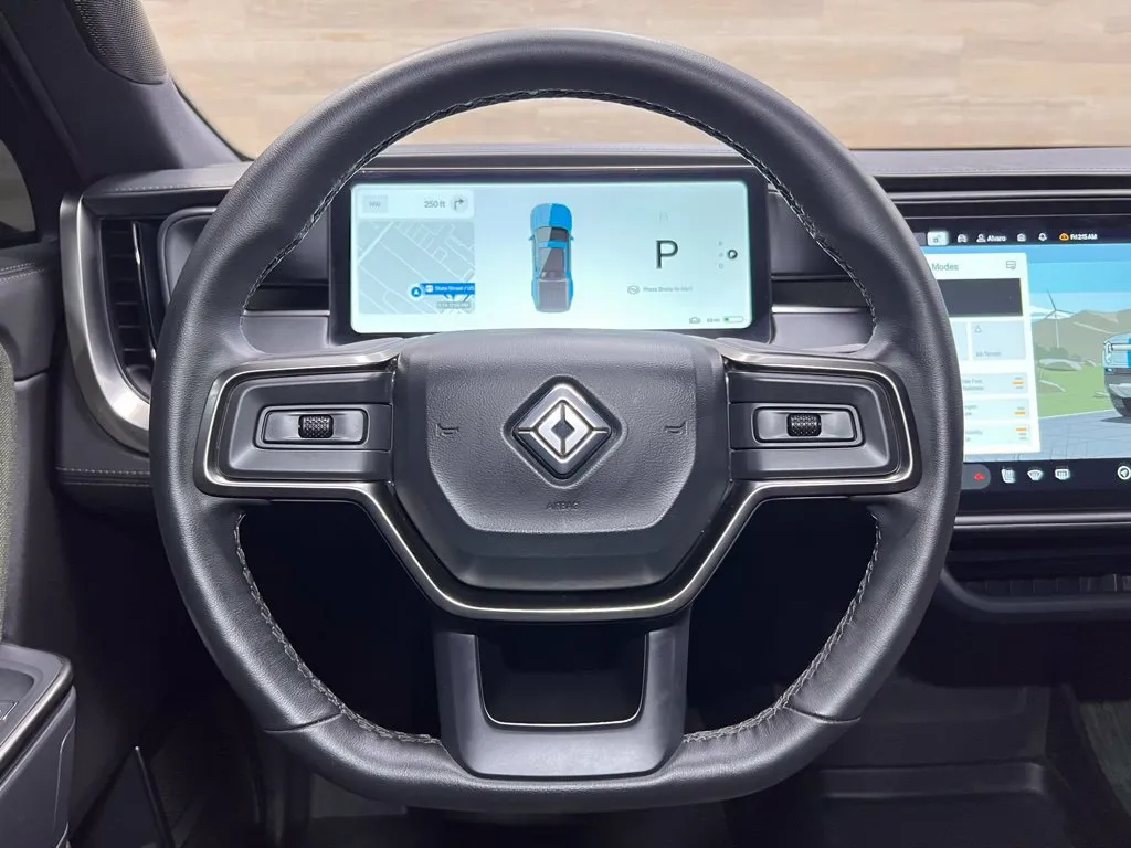 Rivian R1T photo 27