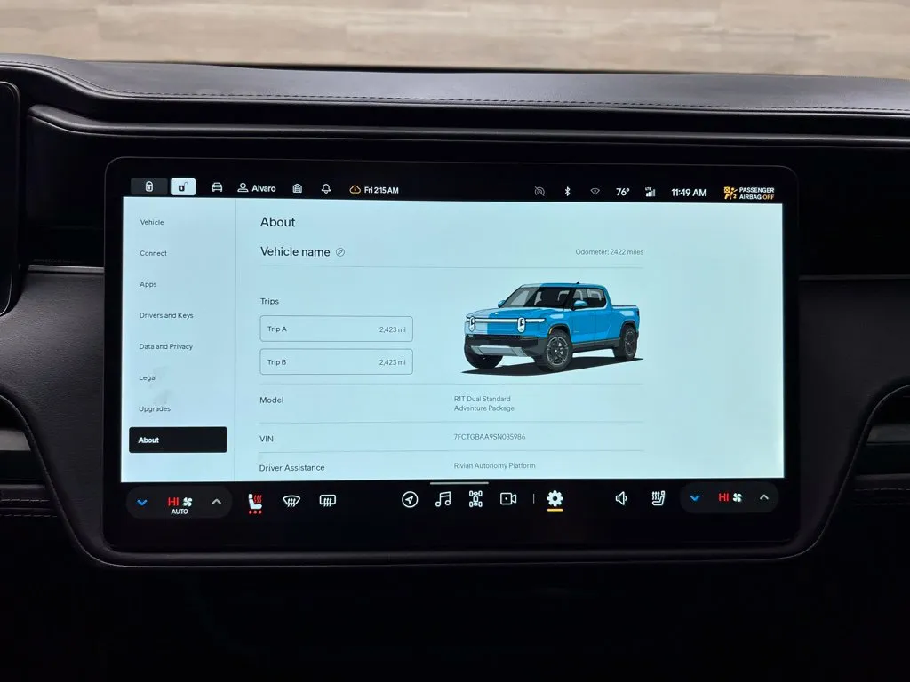 Rivian R1T photo 28