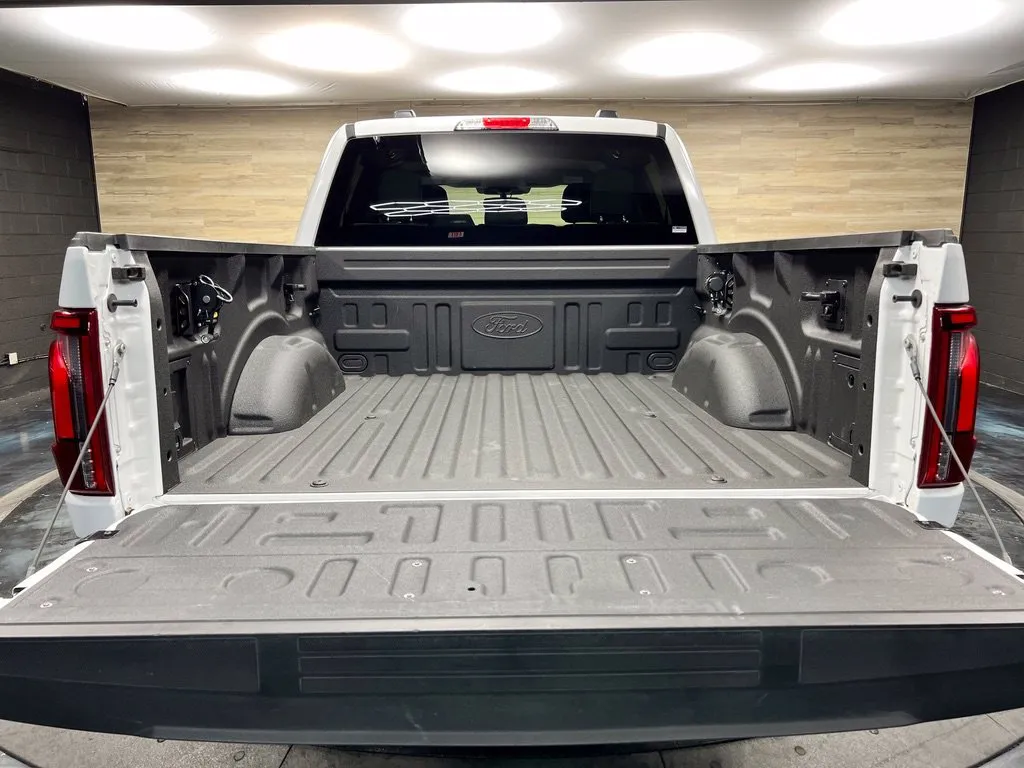 Ford F-150 photo 19