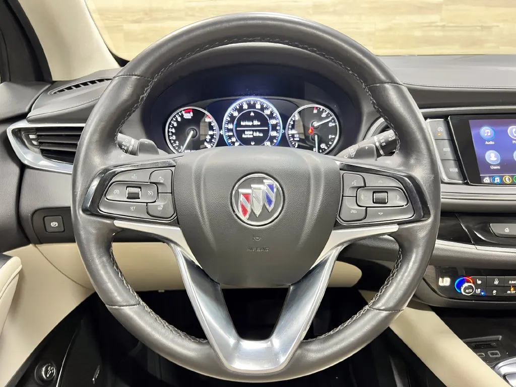 Buick Enclave photo 25