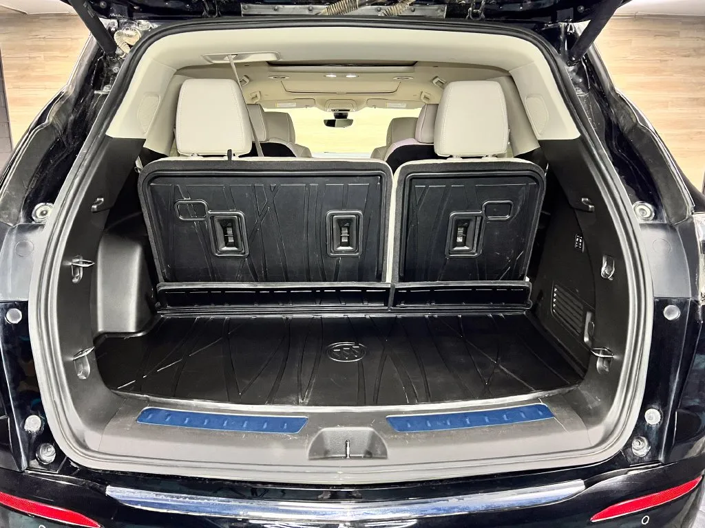 Buick Enclave photo 17