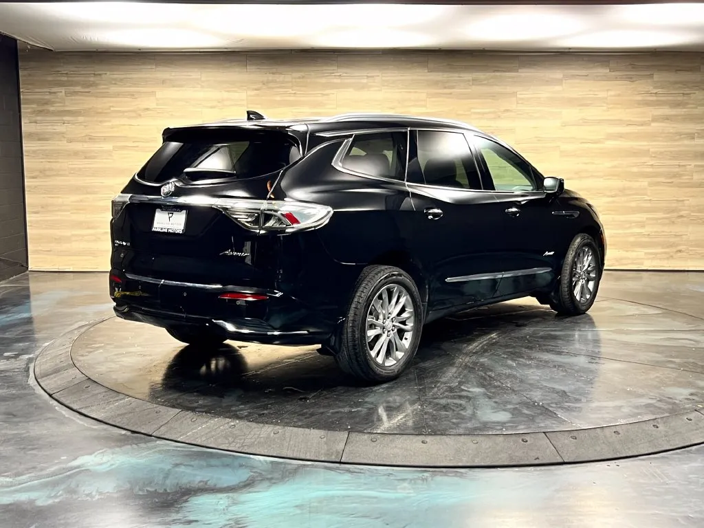Buick Enclave photo 10