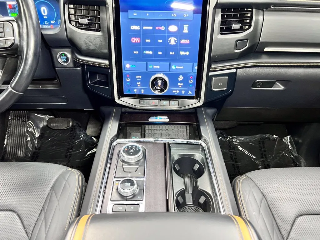 Ford Expedition photo 13