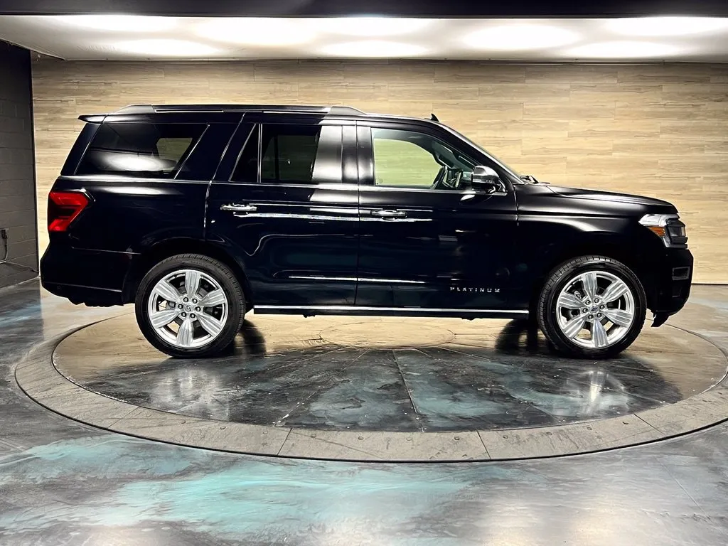 Ford Expedition photo 26
