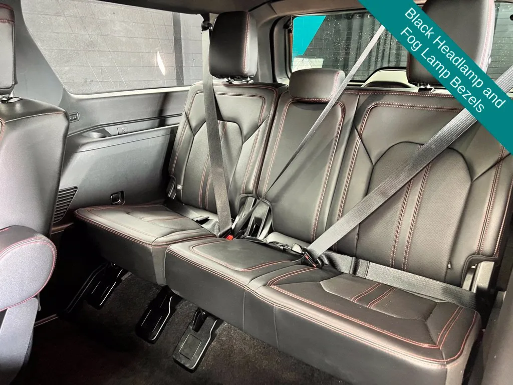 Ford Expedition MAX photo 18