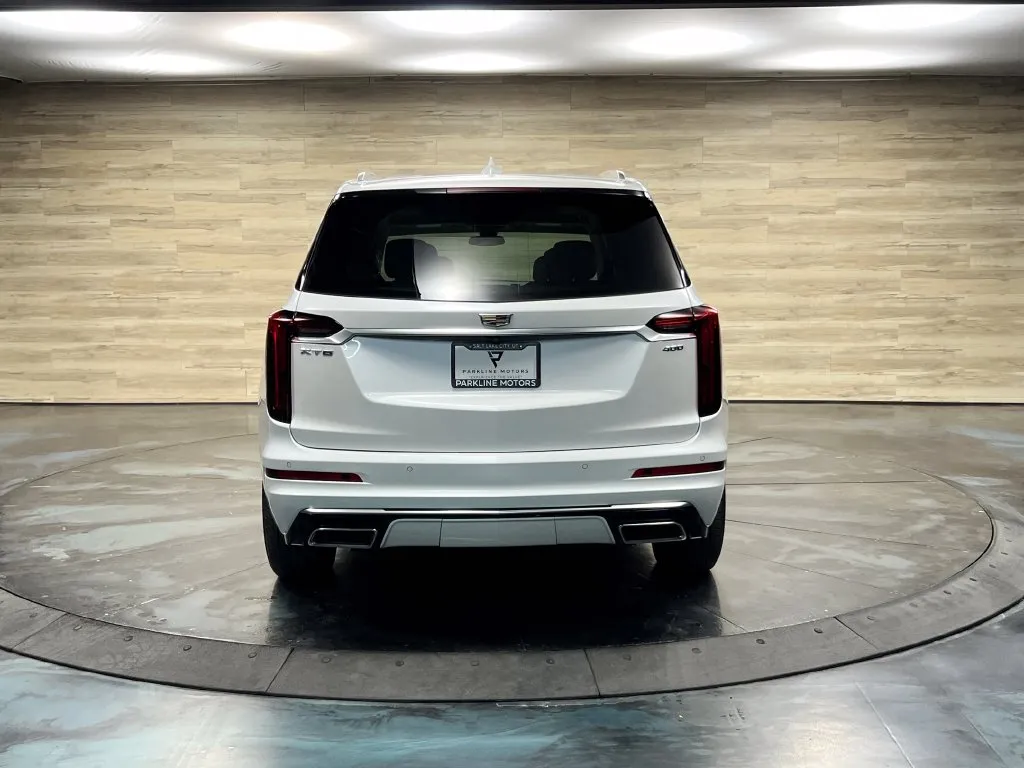 Cadillac XT6 photo 13