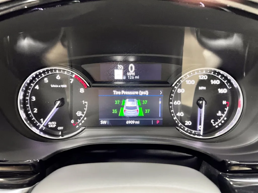 Cadillac XT6 photo 22