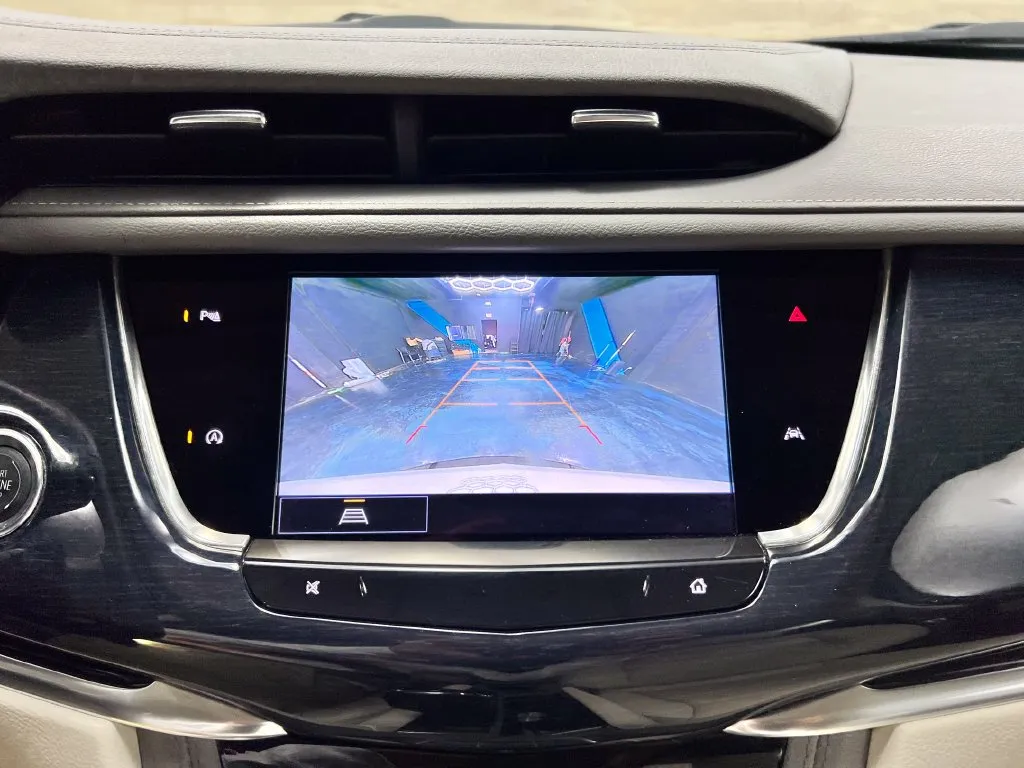Cadillac XT6 photo 23