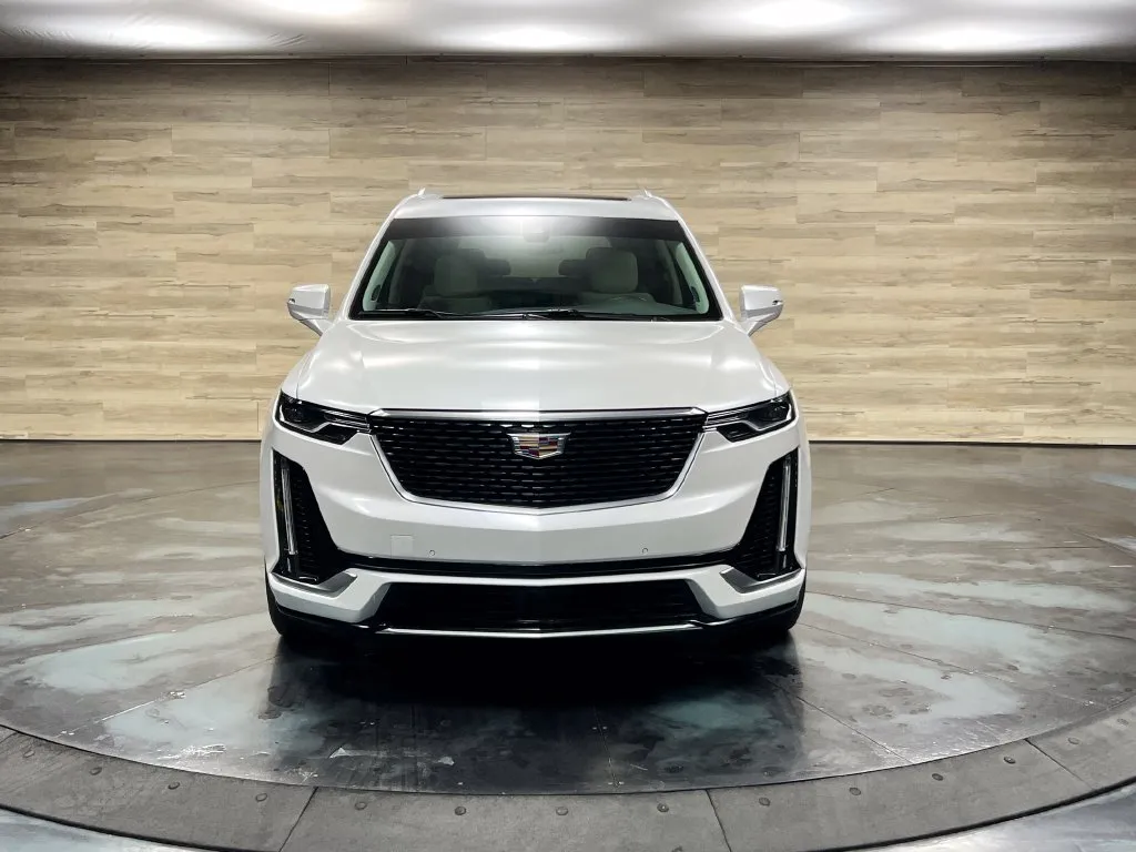 Cadillac XT6 photo 7