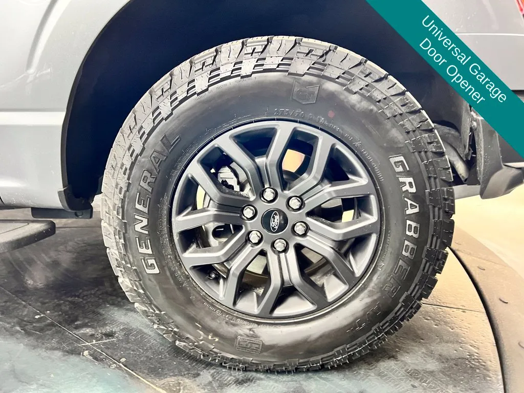 Ford F-150 photo 10