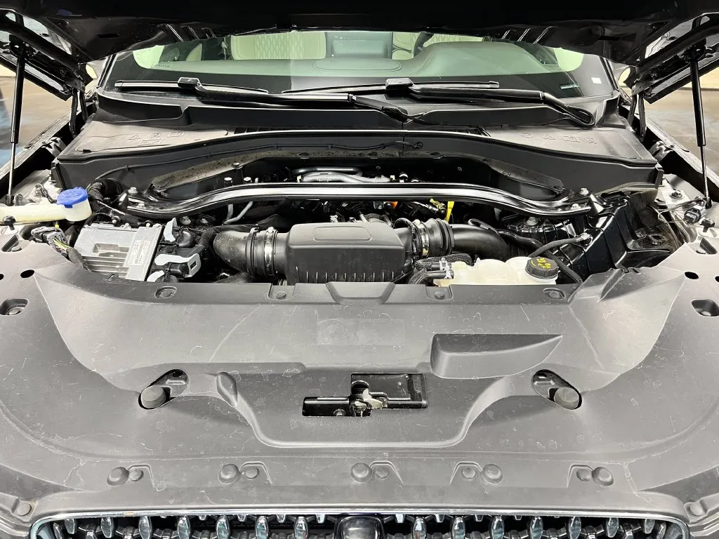 Lincoln Aviator photo 8