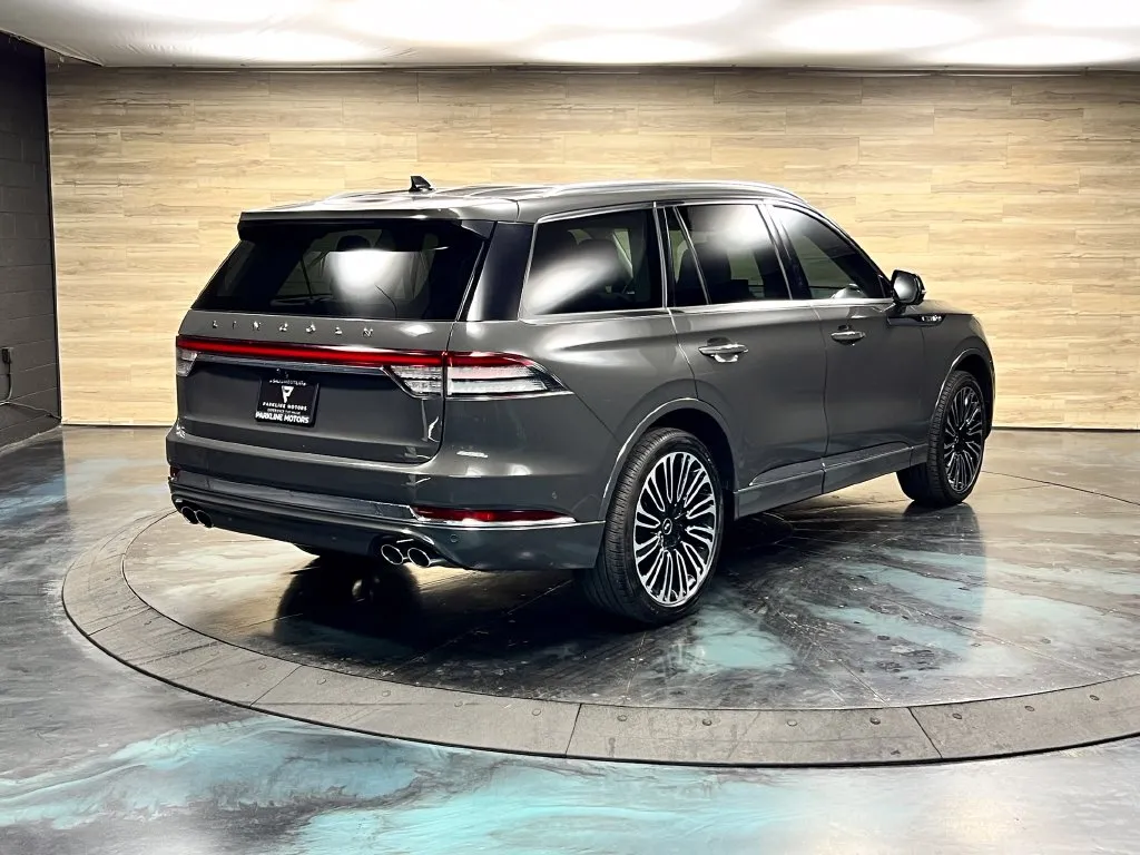 Lincoln Aviator photo 15
