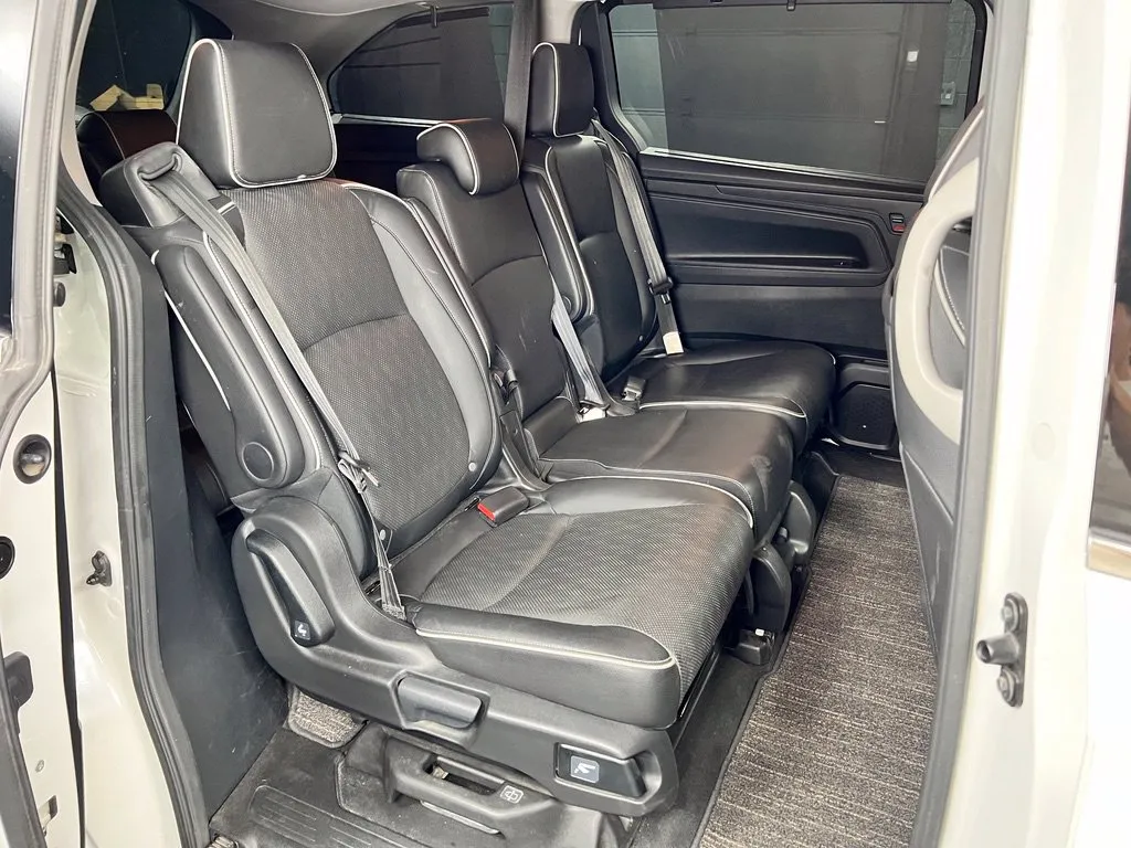 Honda Odyssey photo 16