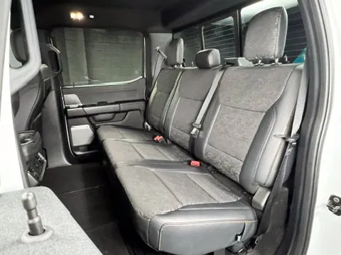 Ford F-150 photo 17