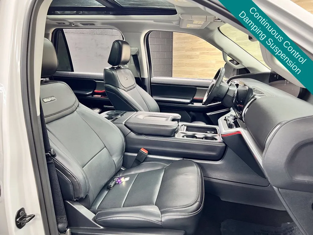 Ford Expedition photo 7