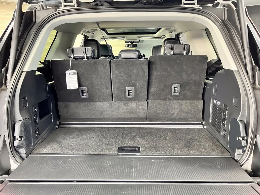 Ford Expedition photo 19