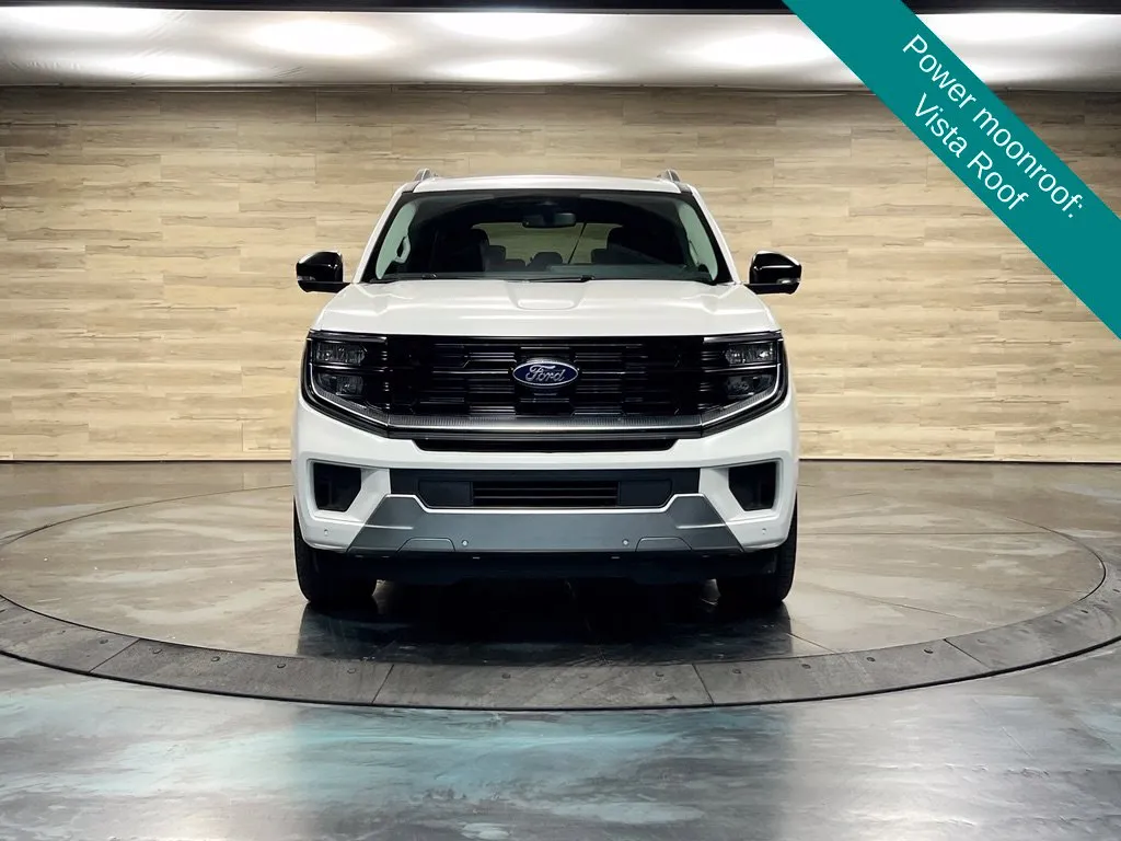 Ford Expedition photo 8