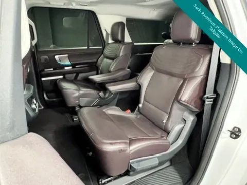 Ford Expedition MAX photo 14