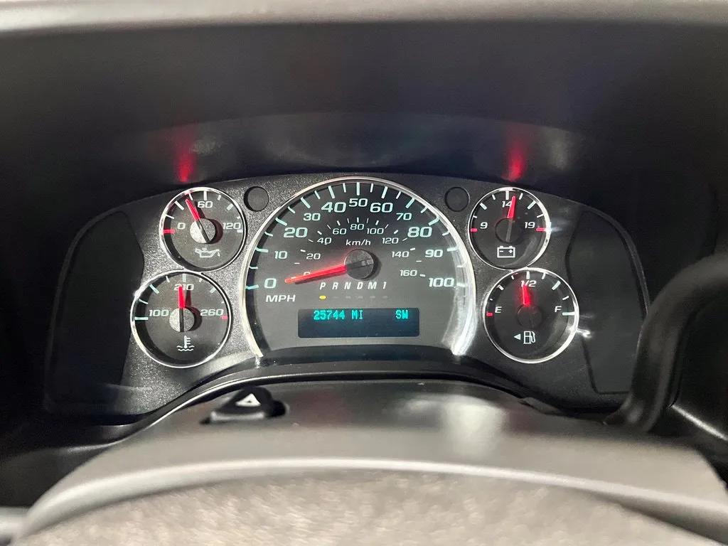 GMC Savana photo 20