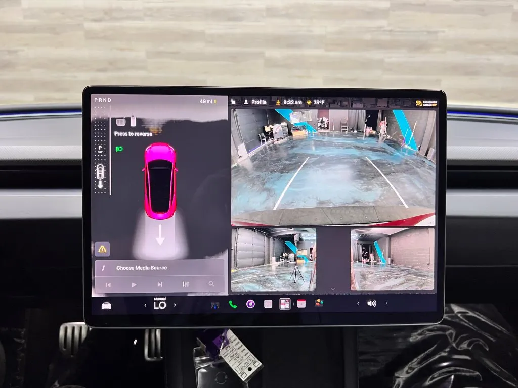 Tesla Model 3 photo 20