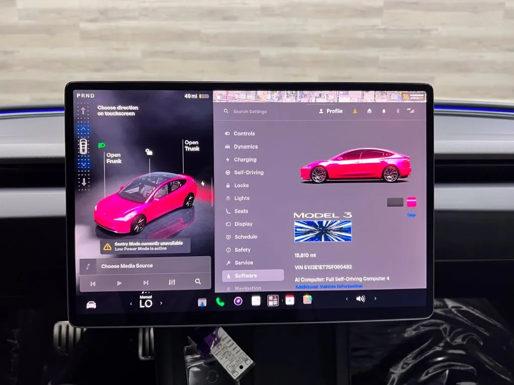 Tesla Model 3 photo 21
