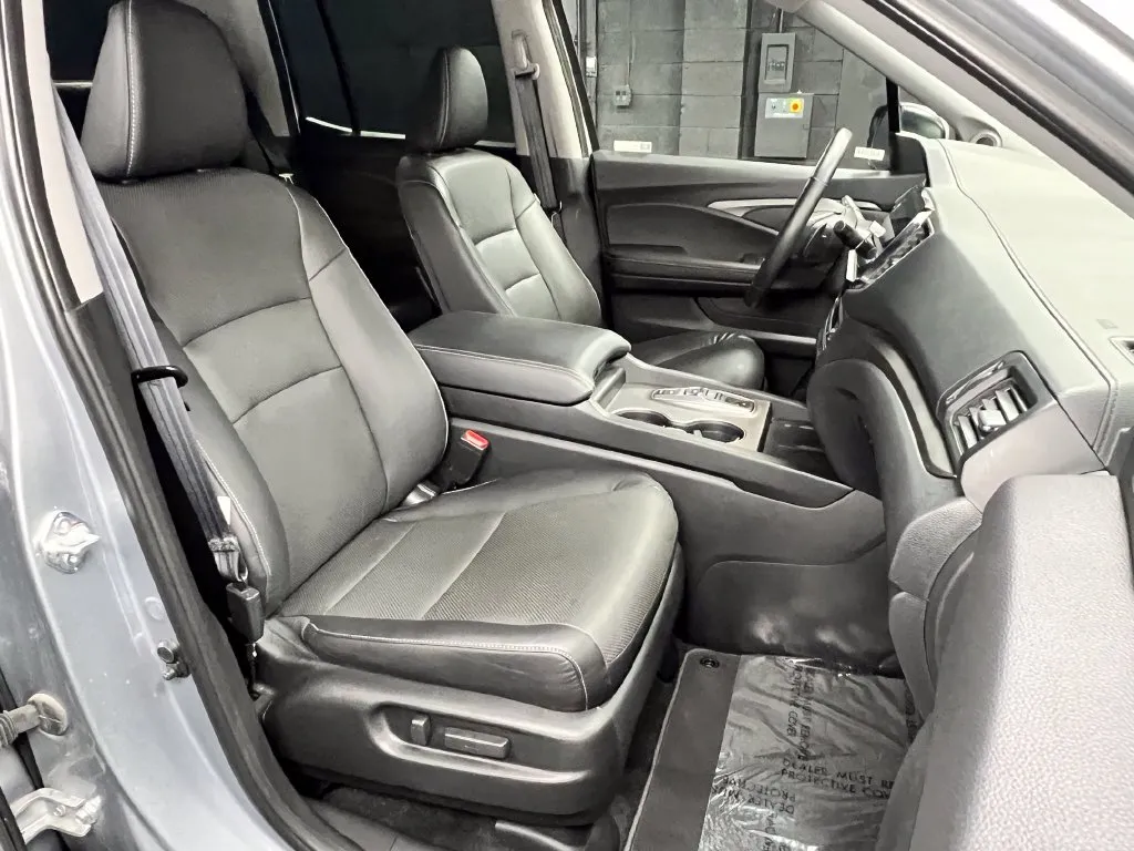 Honda Ridgeline photo 7