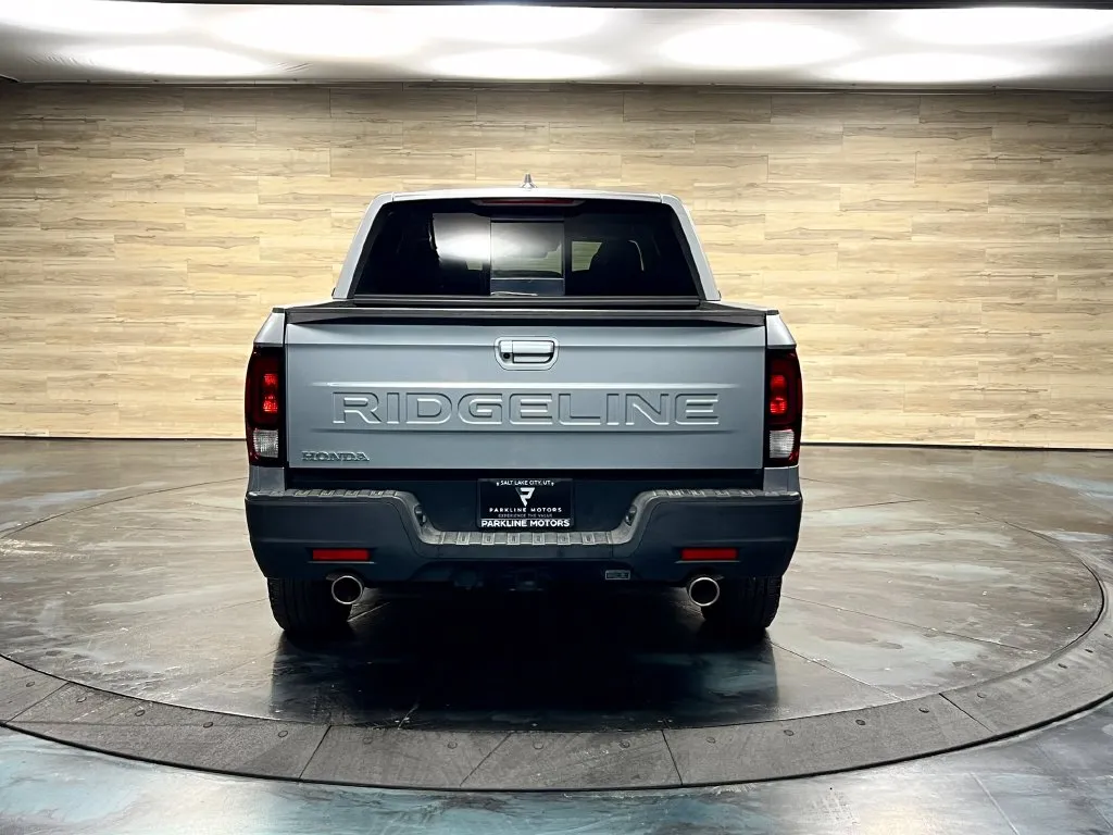 Honda Ridgeline photo 13