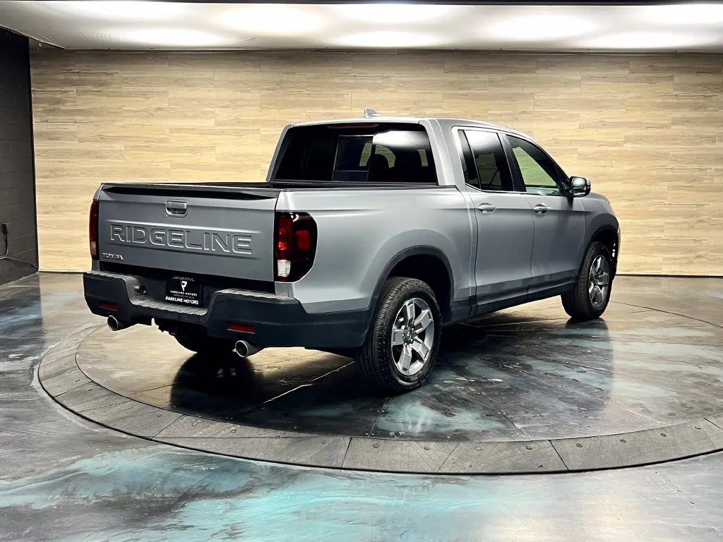 Honda Ridgeline photo 15