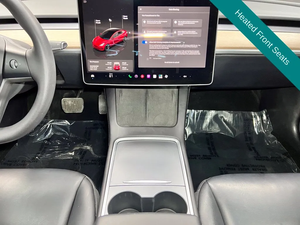 Tesla Model 3 photo 12