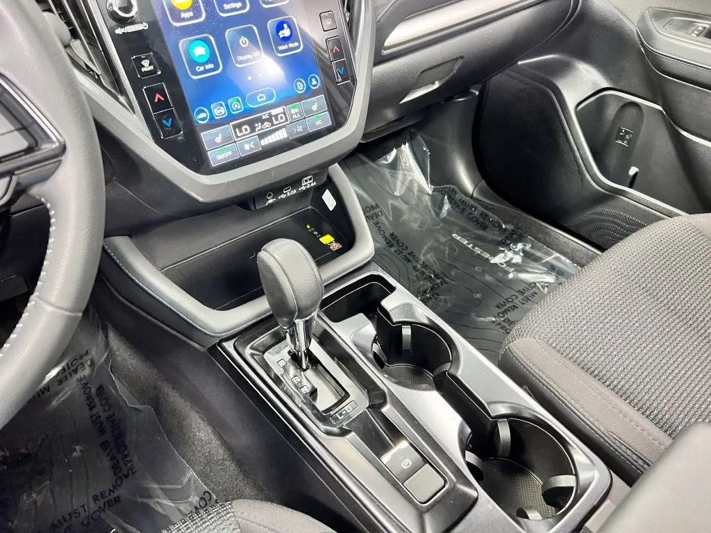 Subaru Forester photo 9