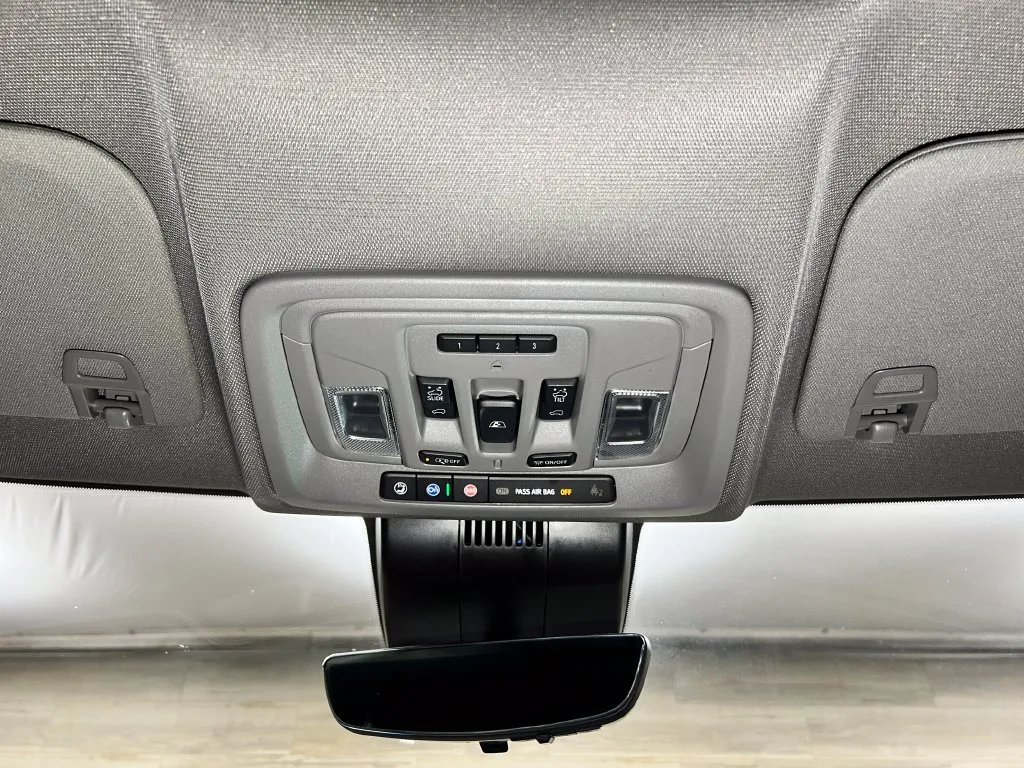 GMC Sierra photo 21