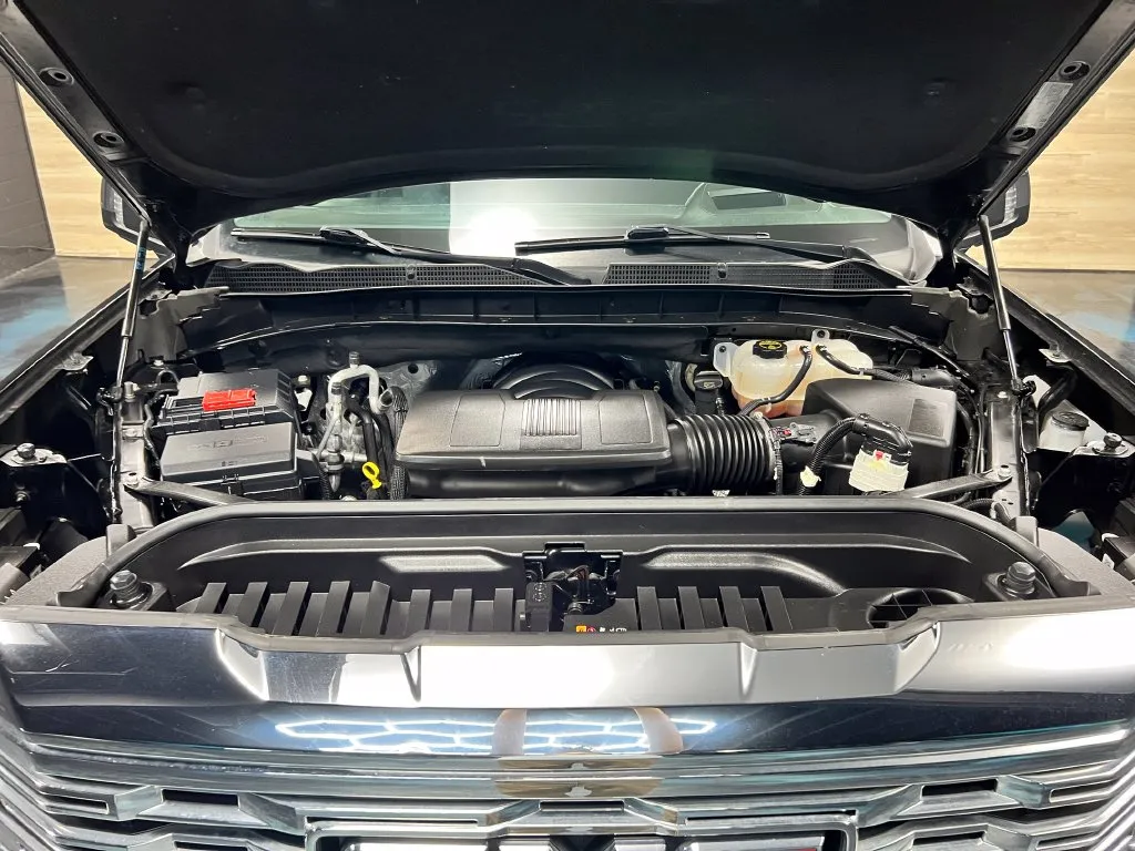 GMC Sierra photo 9