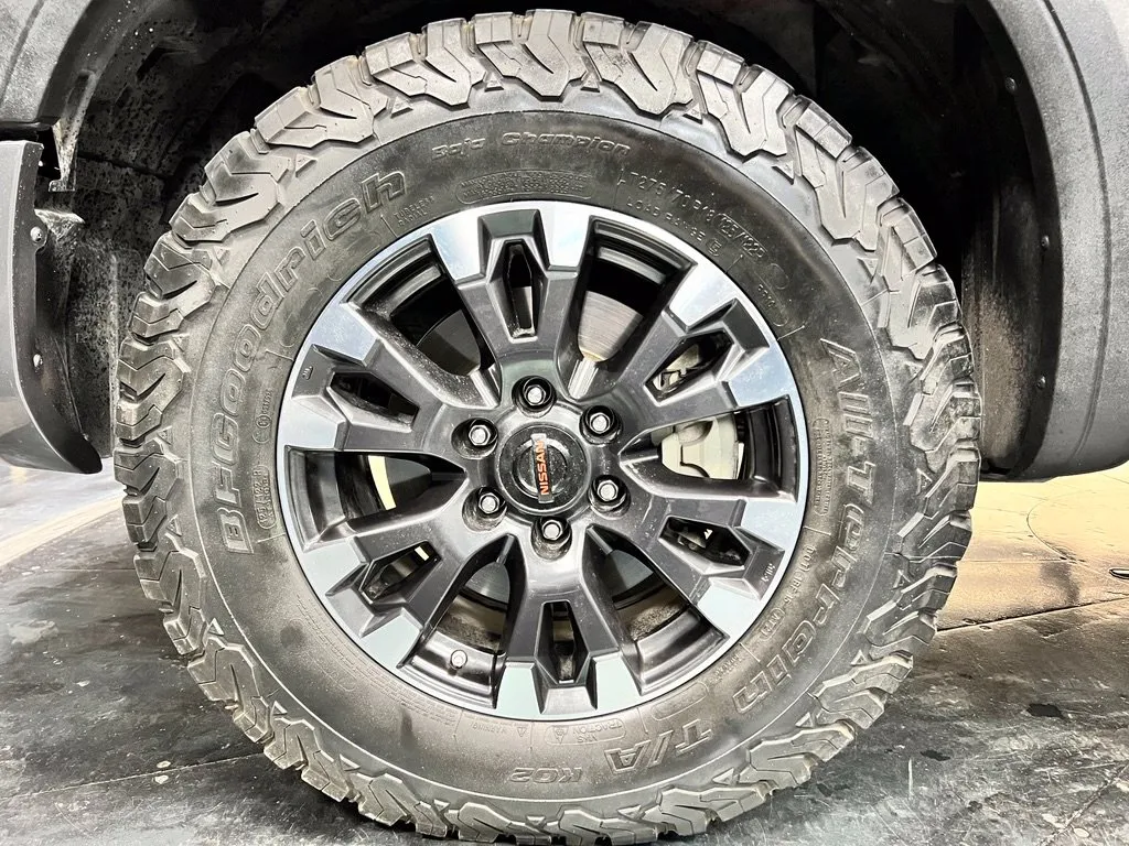 Nissan Titan photo 10