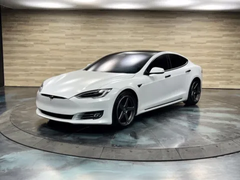 More photos of 2021 Tesla Model S Long Range at Parkline Motors, UT