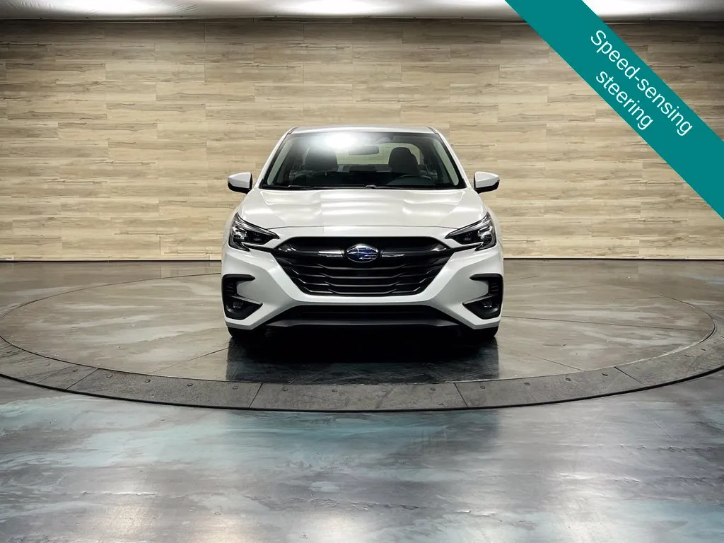 Subaru Legacy photo 8