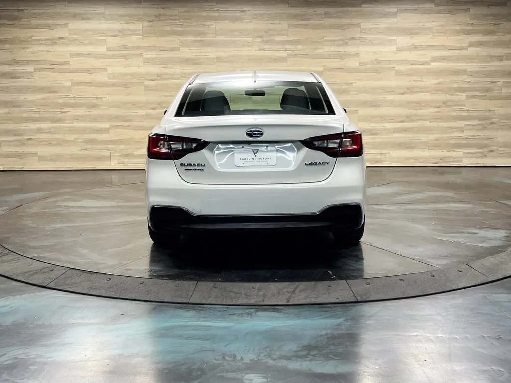 Subaru Legacy photo 18