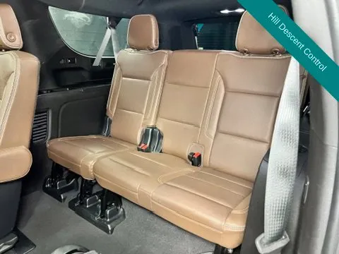 Chevrolet Suburban photo 22