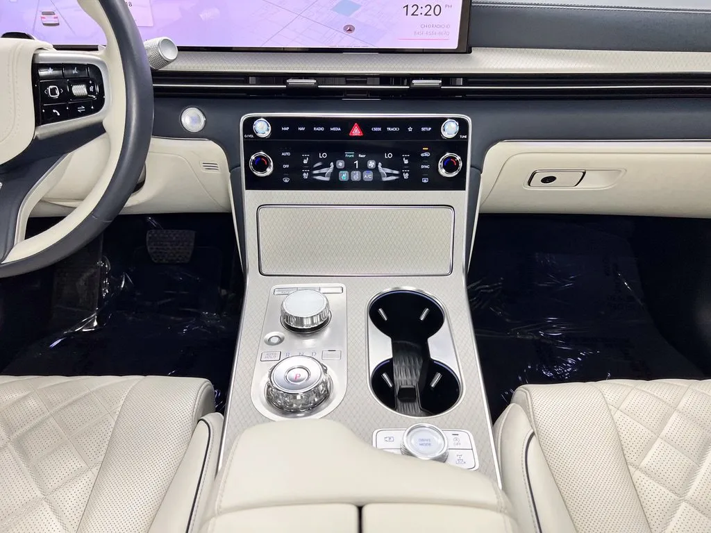 Genesis GV80 photo 14