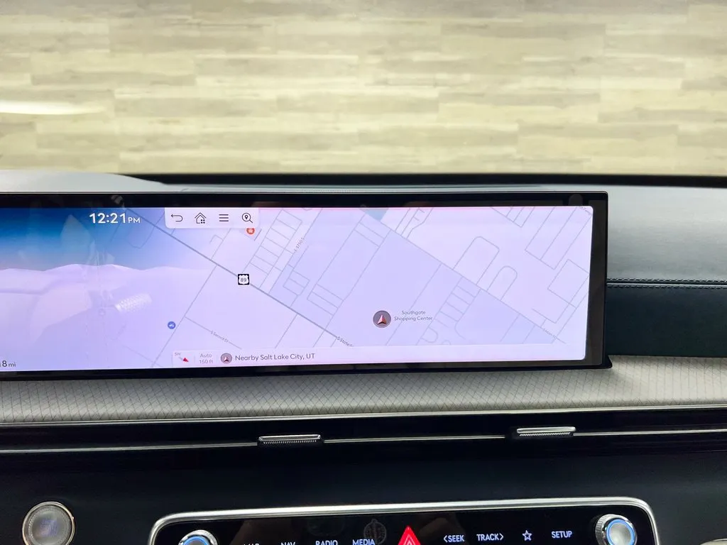 Genesis GV80 photo 16
