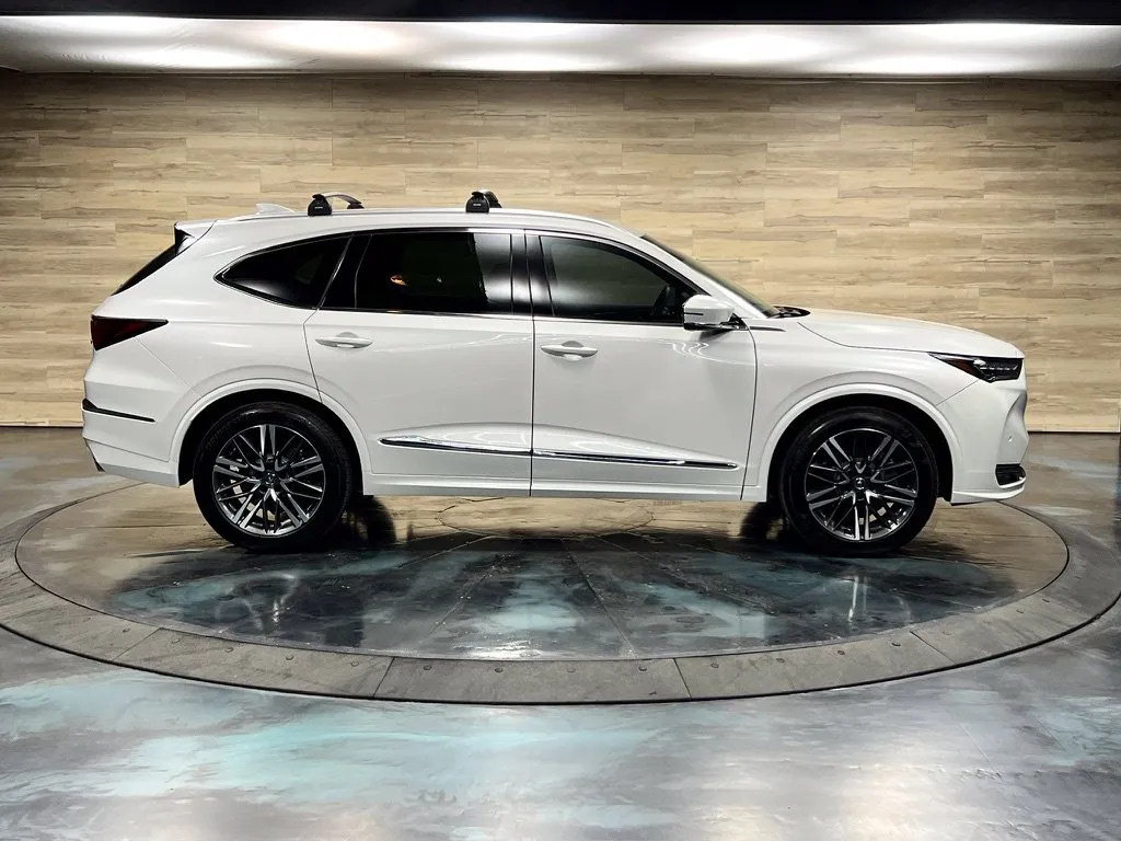 Acura MDX photo 22