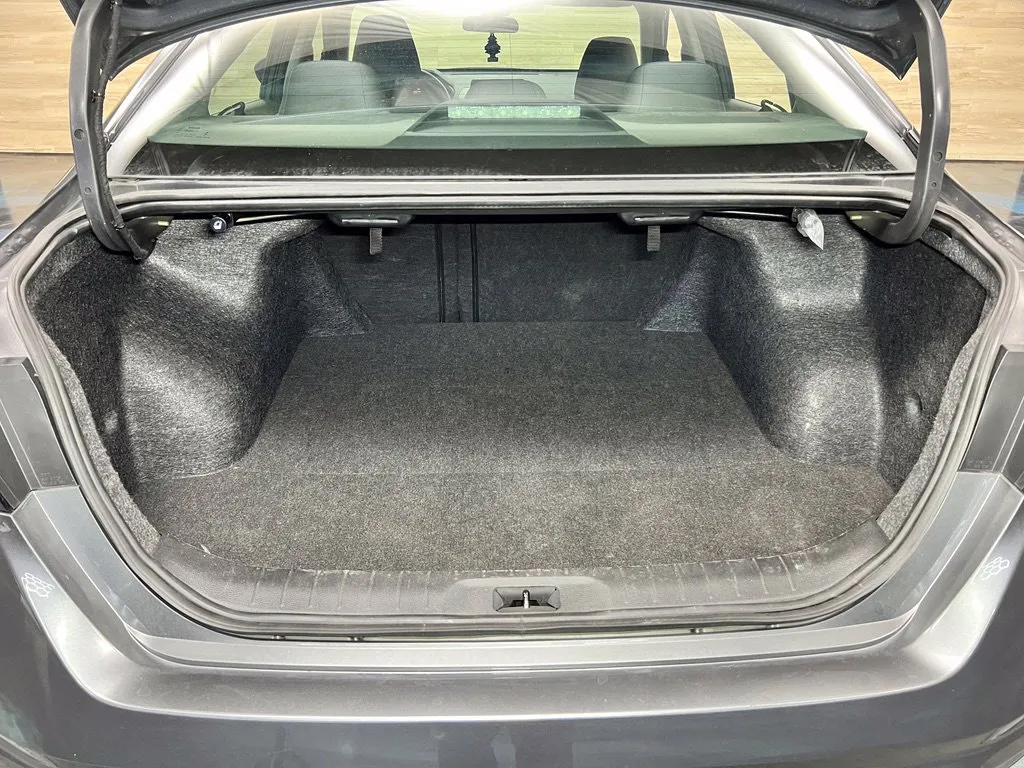 Nissan Altima photo 19
