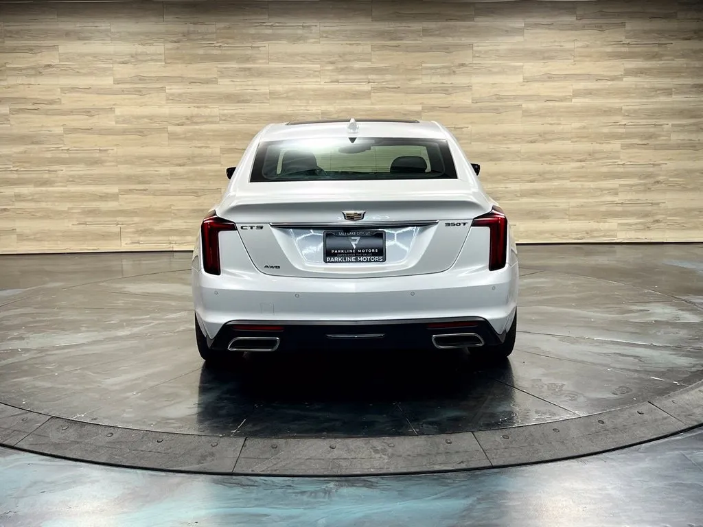Cadillac CT5 photo 21