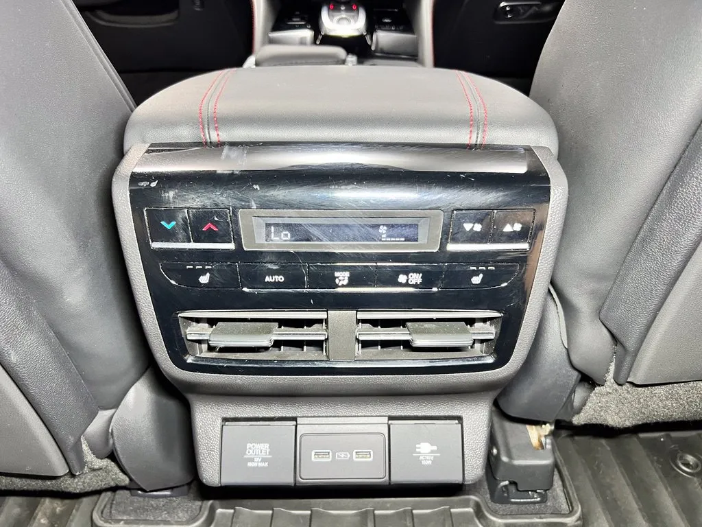 Acura MDX photo 27