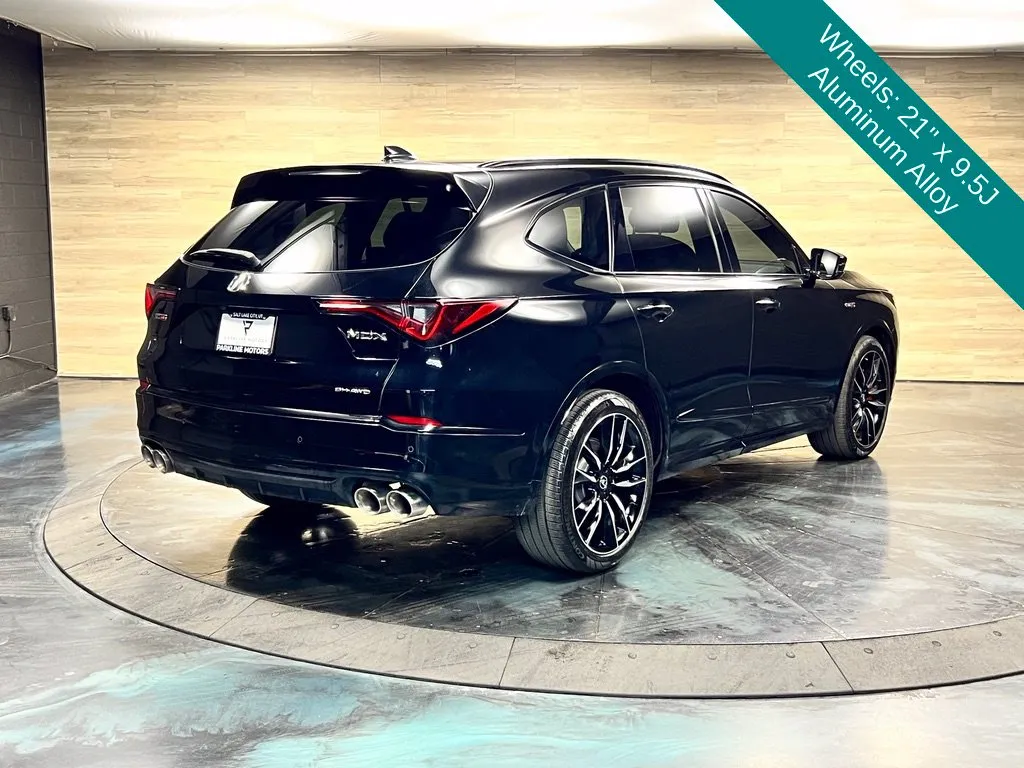 Acura MDX photo 14