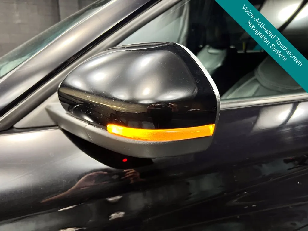 Ford Explorer photo 25