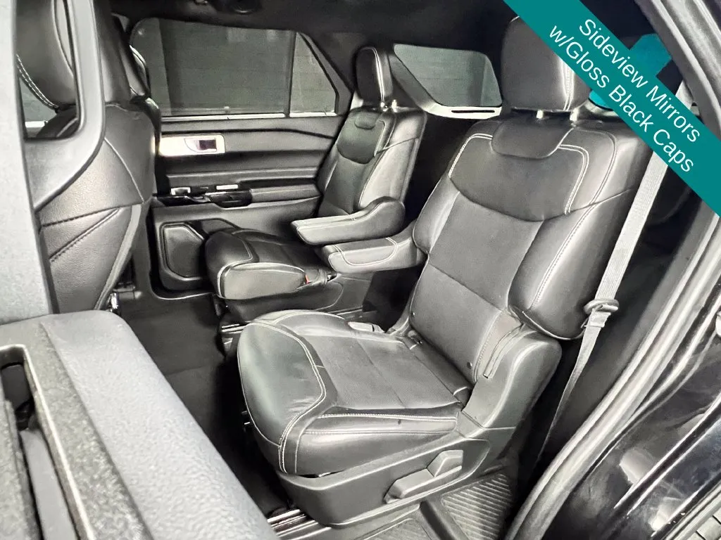 Ford Explorer photo 15