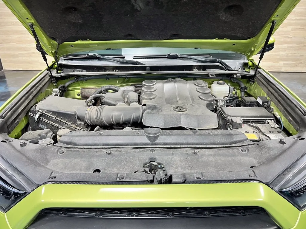 Toyota 4Runner photo 9