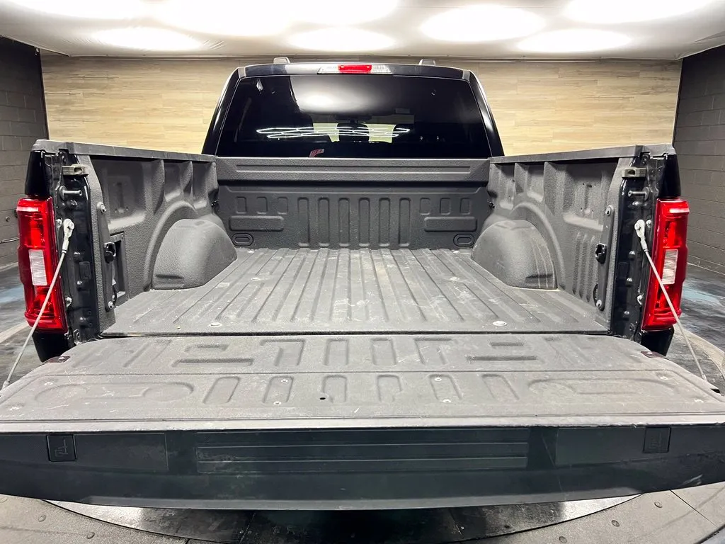 Ford F-150 photo 14